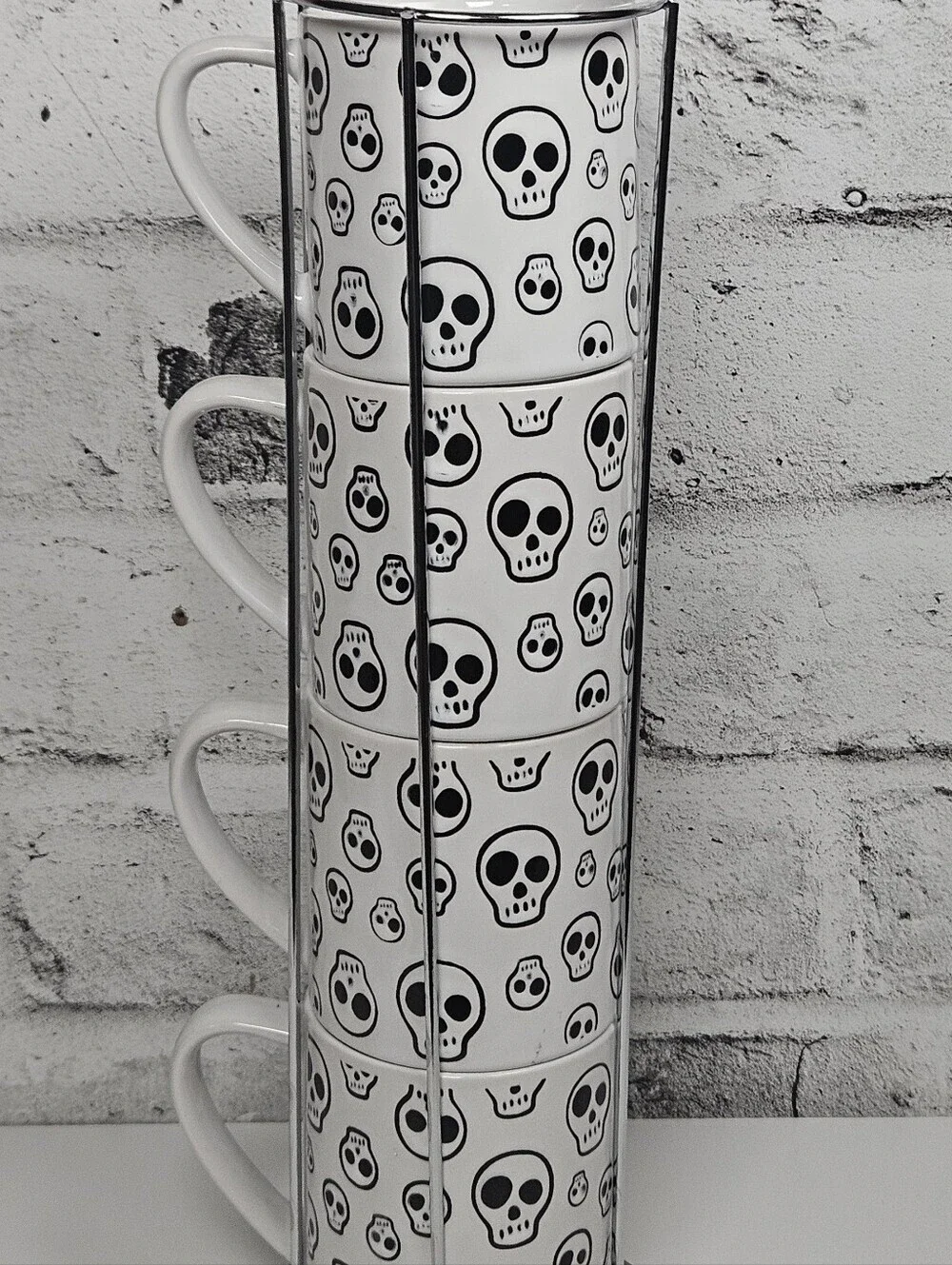 Bread and Butter Spooky Time Skull Mug Set With Metal Rack Halloween